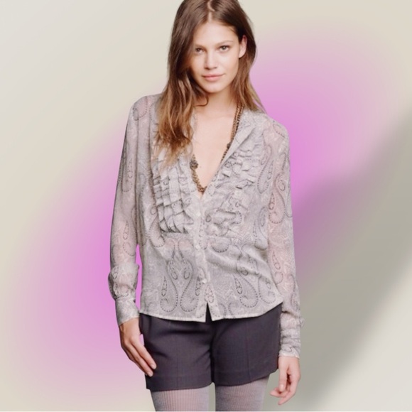 J. Crew 100% Silk ‘Faded Paisley Flouncette Blouse’ in White & Black Size 6 - Picture 2 of 16